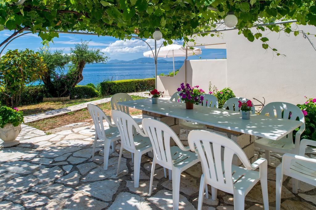 Krouzeri Beach Apartments Nisaki  Zimmer foto