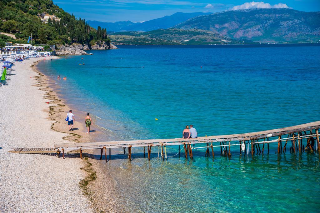 Krouzeri Beach Apartments Nisaki  Zimmer foto